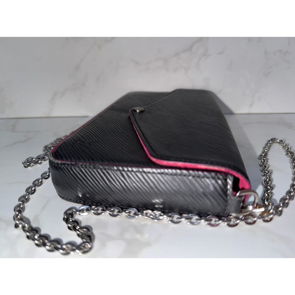 Louis Vuitton Epi Leather Chain Crossbody Bag – Elegant & Timeless - Picture 9 of 12